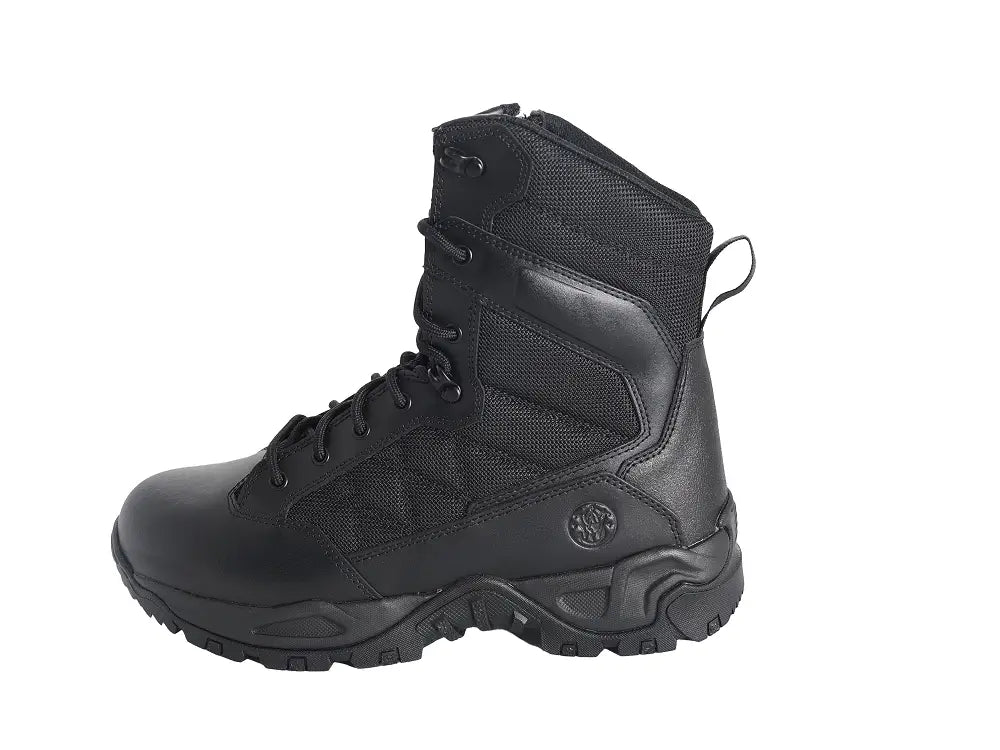 Black tactical boot from Smith & Wesson Scout provides excellent durability and comfort