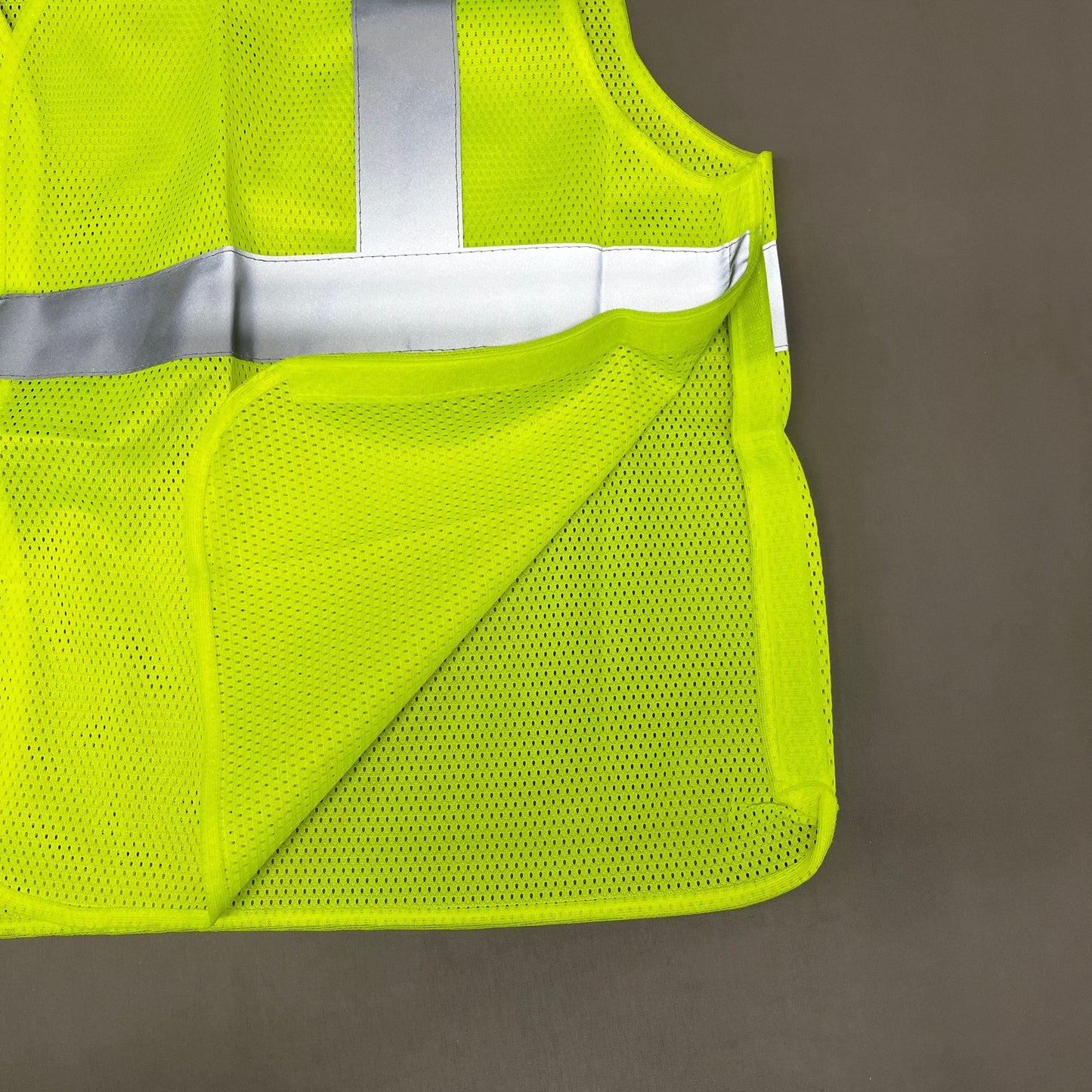 Chief Miller Employee Apparel ASN INC Yellow Reflective Safety Vest Unisex Sz-2XL Neon Yellow 1409226 (New) Apparel