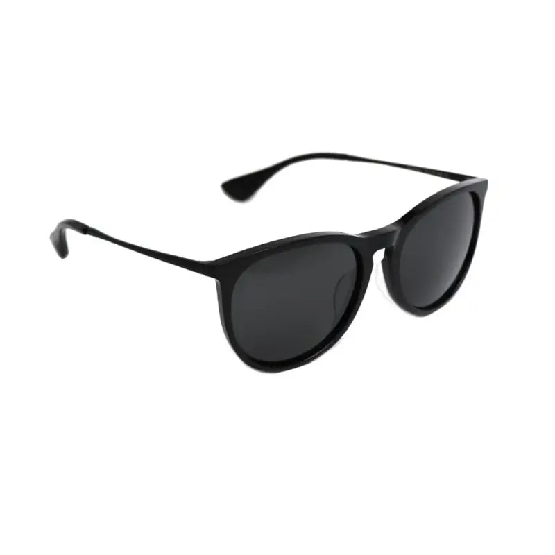 Black round-framed sunglasses with dark lenses from Glorietta for a stylish look