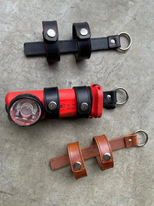 Leather flashlight holder for inverted firefighter flashlights, durable firefighter flashlight holder