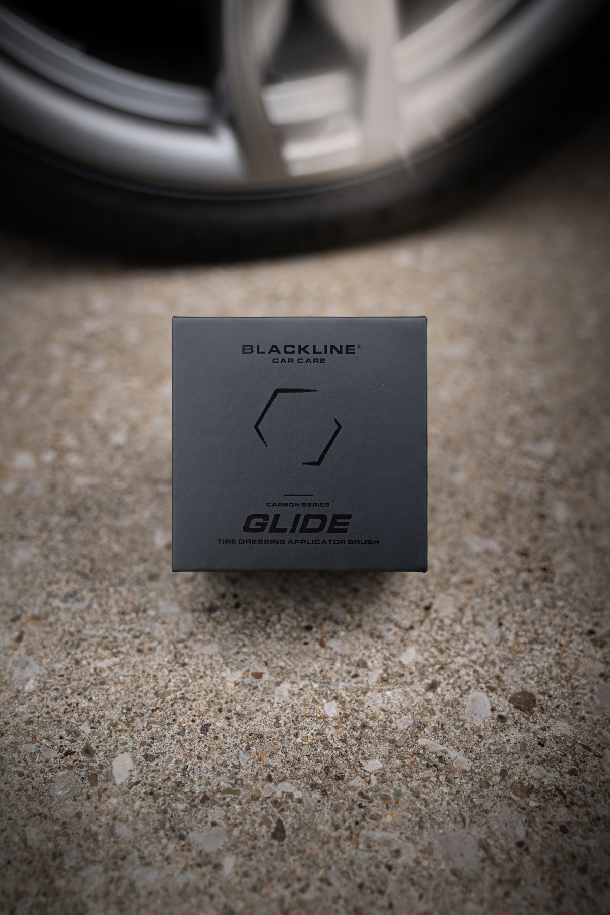 BLACKLINE® TIRE SHINE APPLICATOR BRUSH - view 6