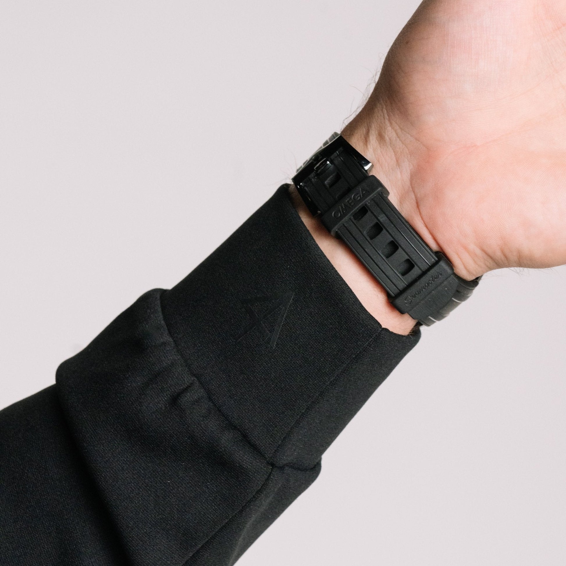 Front view of the Durable Quarter Zip, essential for fashion-forward concealed carry apparel.