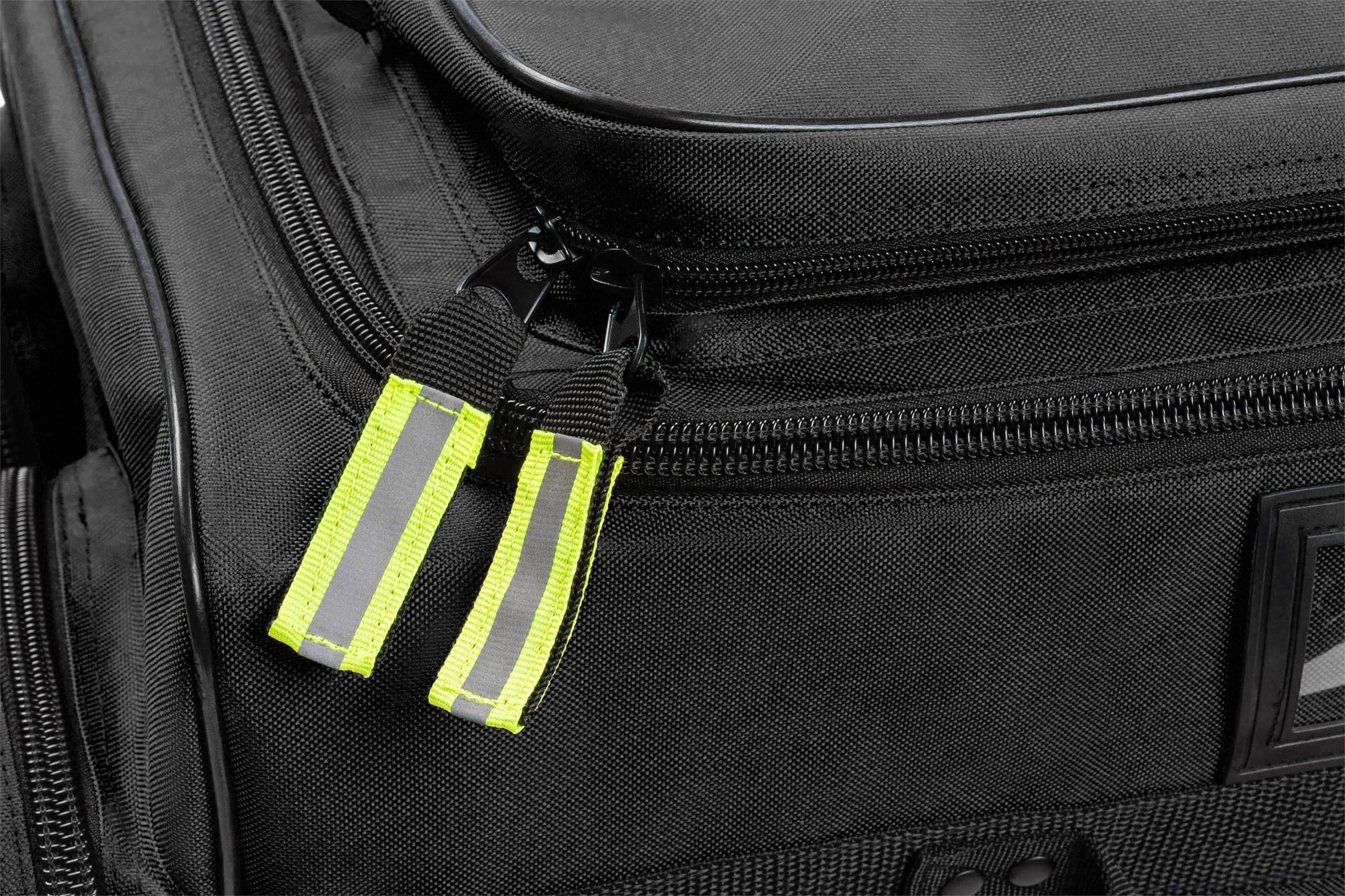 Scherber Ultimate First Responder Trauma kit O2 - Fully Stocked, showcasing the durable polyester gear bag with an indestructible design for emergency use.