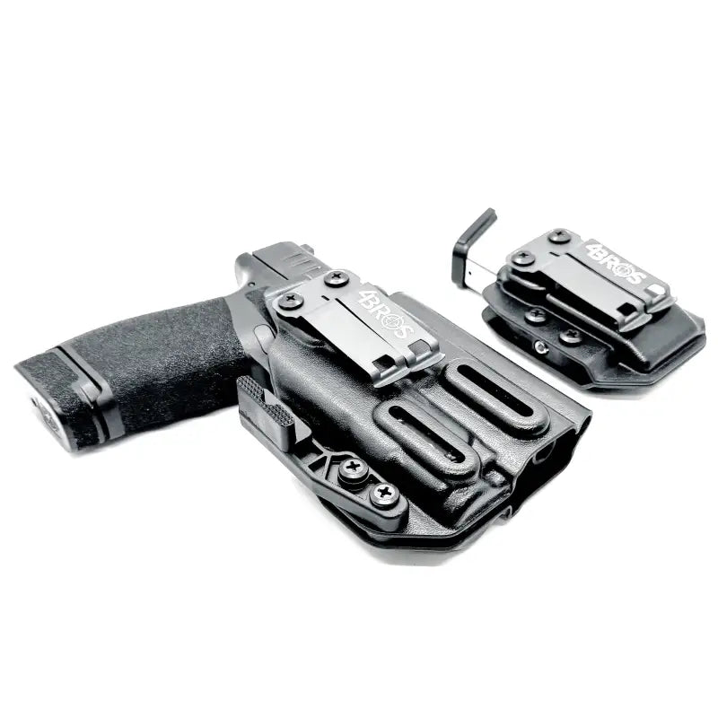 Springfield Hellcat Pro and Streamlight TLR-7 IWB Holster with Magazine Carrier