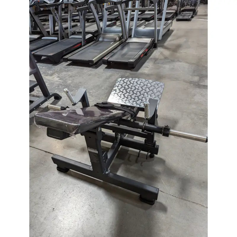 Black and silver plate loaded hip thrust glute machine for effective glute workouts