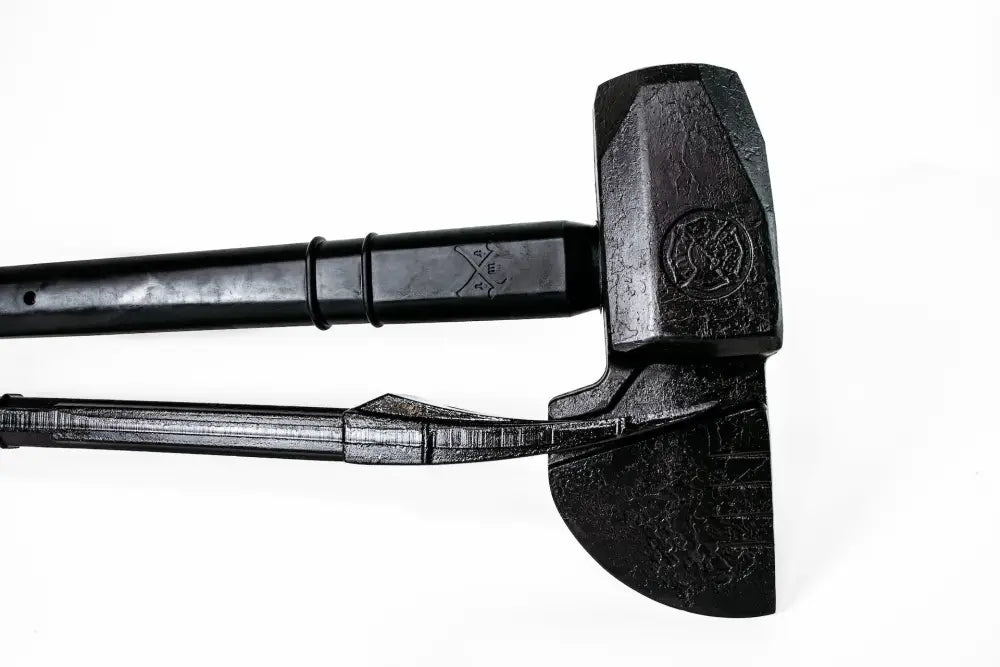 Black TSR FIRE MAUL sledgehammer with textured handle for heavy irons and first responders