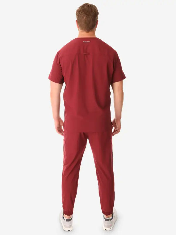 Burgundy casual jumpsuit with short sleeves for men’s double-pocket scrub style