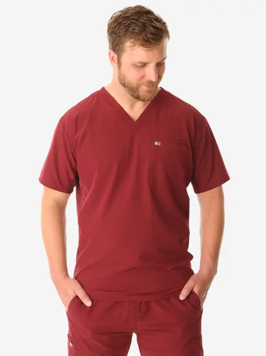 Burgundy V-neck men’s double-pocket scrub top with short sleeves for medical professionals