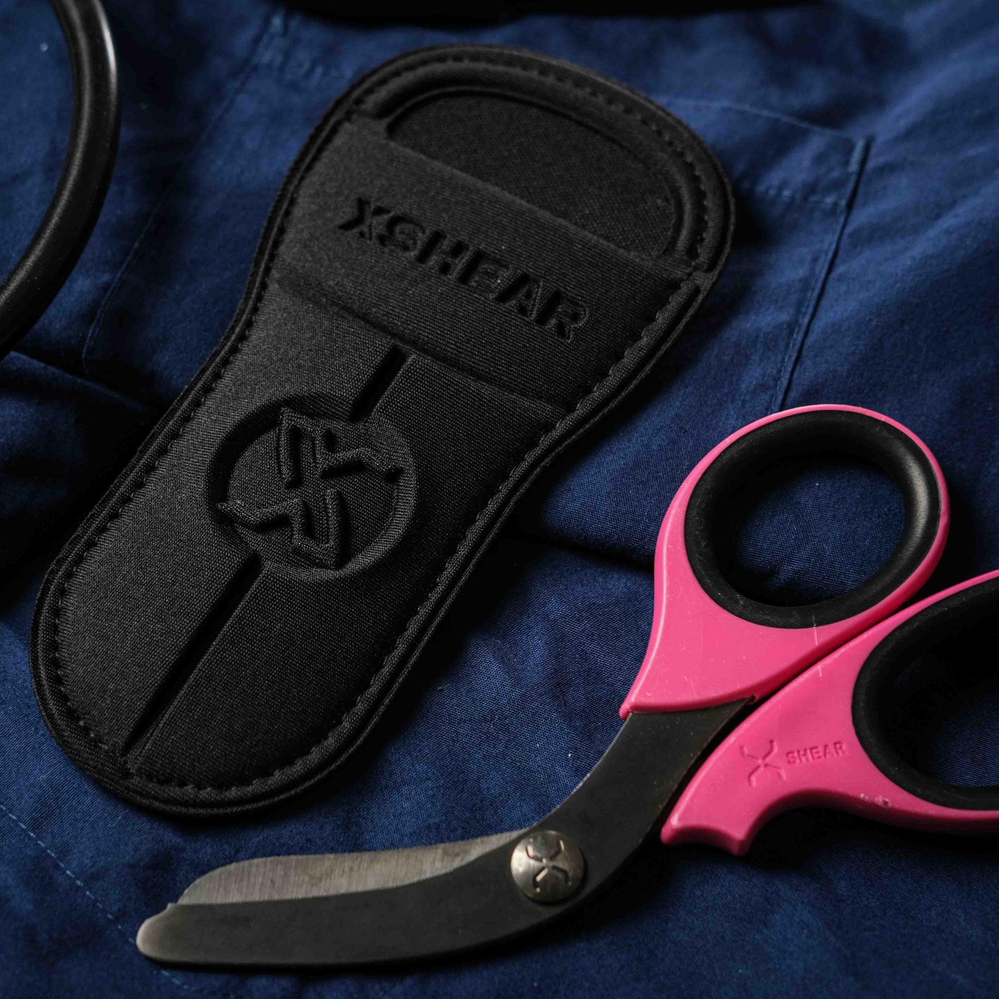 Chief Miller Shears XShear 7.5” Heavy Duty Trauma Shears. Pink & Black Handles, Black Titanium Coated Stainless Steel Blades, For the Professional Emergency Provider Apparel