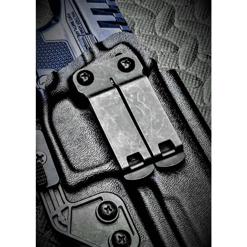 Discreet Carry Concepts Monoblock - Chief Miller Apparel