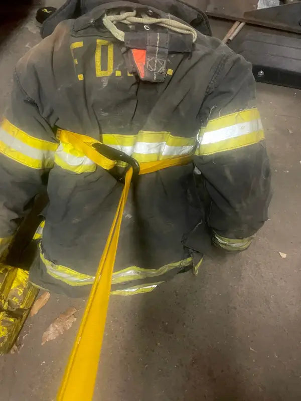 Firefighter’s turnout coat for personal carry and fireground applications in rescue scenarios
