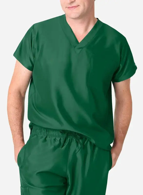 Green V-neck Men’s Simple Scrub Top for comfort and style in healthcare settings