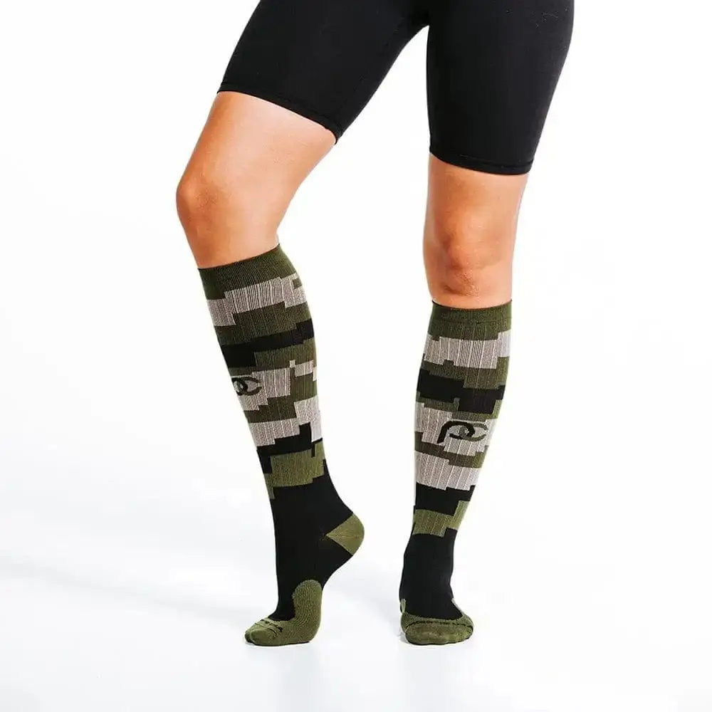 Chief Miller Compression Socks>Over-the-Calf>Marathon Marathon, Green Camo Apparel