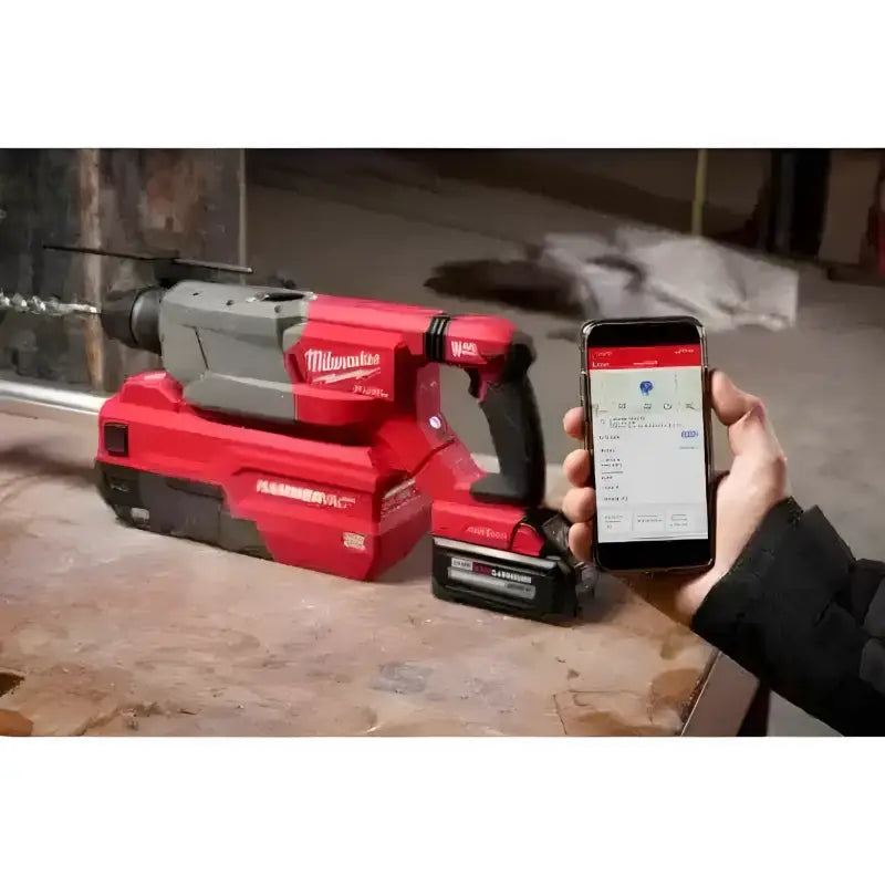 Red Milwaukee 2916-20 M18 FUEL 1-1/4 D-Handle Rotary Hammer with battery and smartphone app