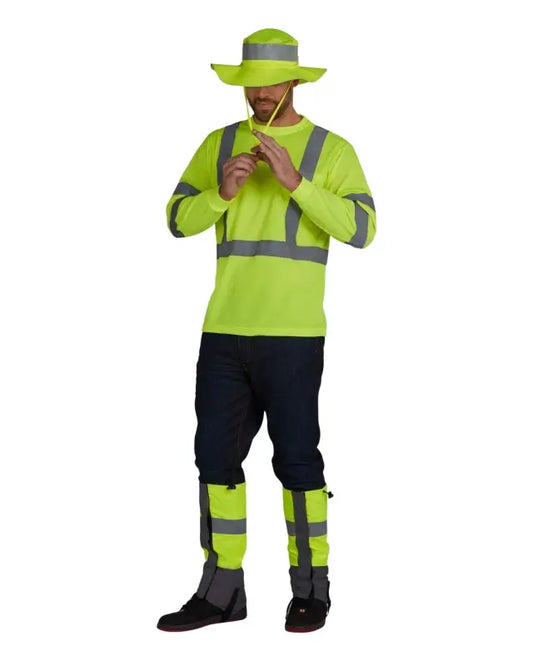 Construction worker in UHV867 HiVis Long Sleeve Tee with PERIMETER™ Insect Guard