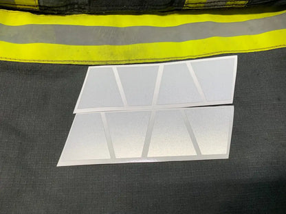 White plastic divider with diagonal compartments for MATTE WHITE REFLECTIVE HELMET TET 8 PACK