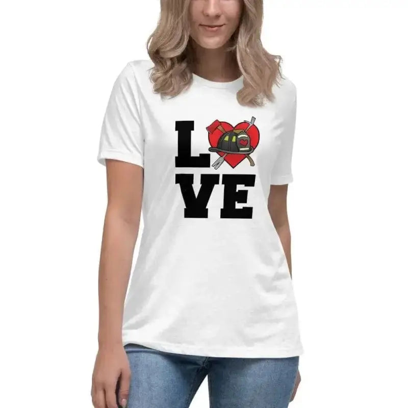 Women’s Relaxed T-Shirt with LOVE design and heart-shaped camera for unparalleled comfort